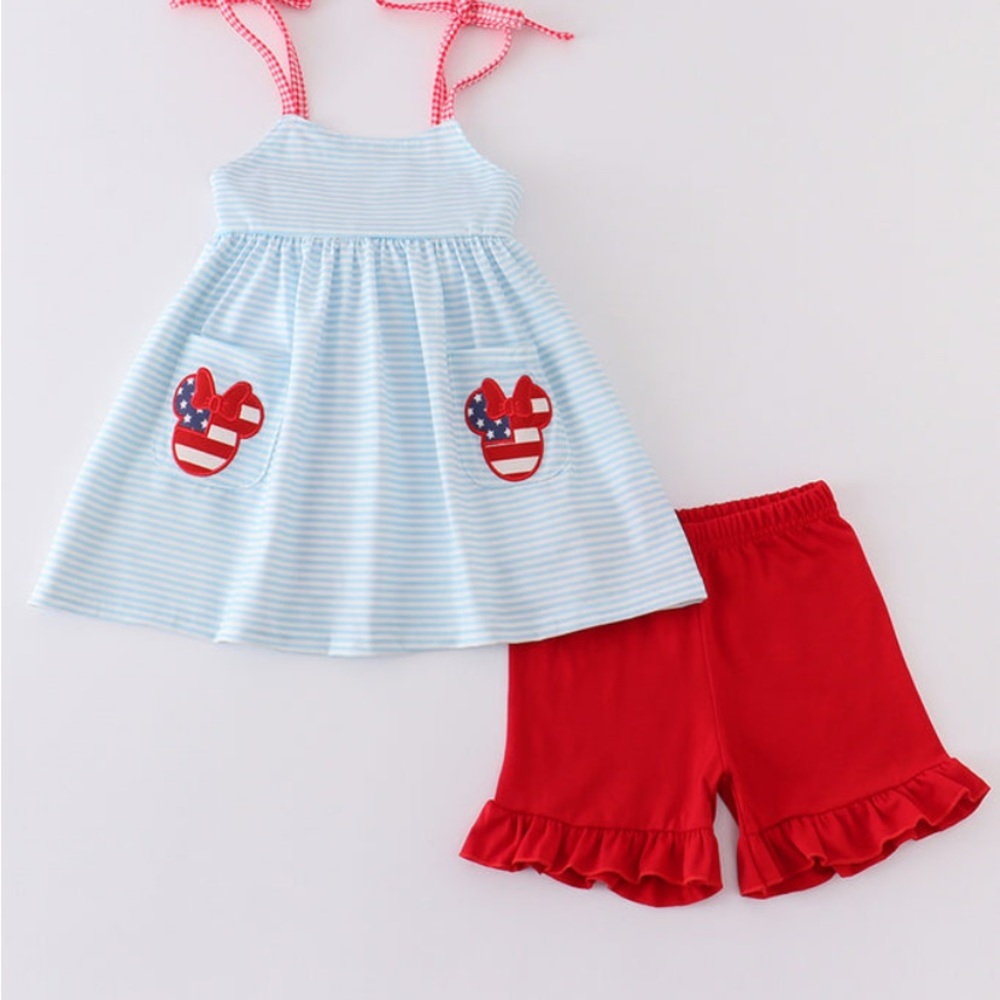 New Boutique Girls Appliqué Character Short Set